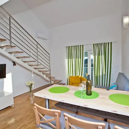 Roses Apartament Stobreč