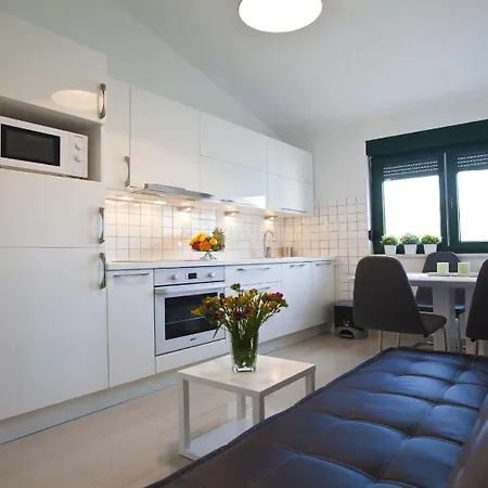 Roses Apartament *